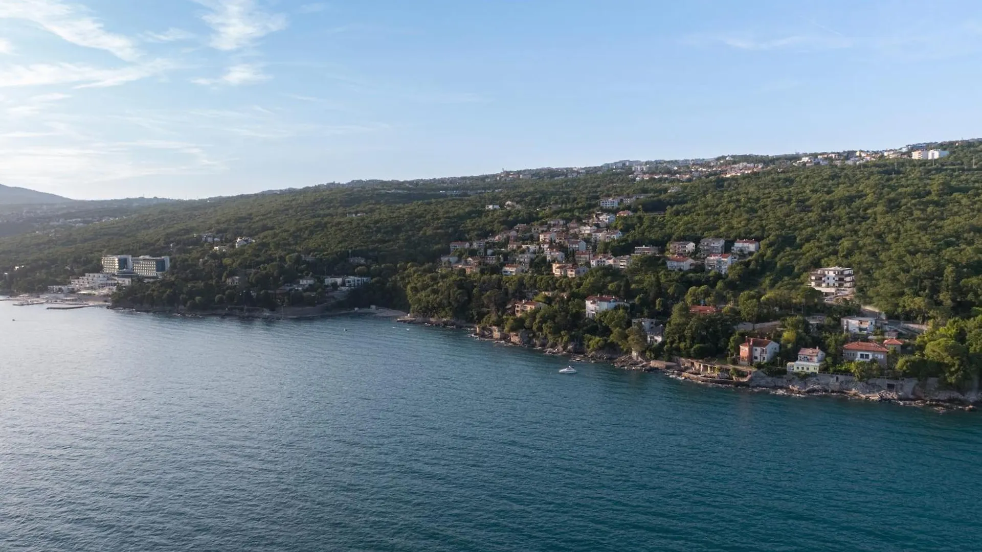 The Blue Star Luxury Apartment With A Sea View And A Private Parking Rijeka